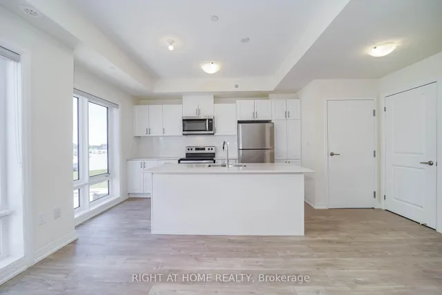 Additional image 4 of 145 Tapscott Rd Unit 4