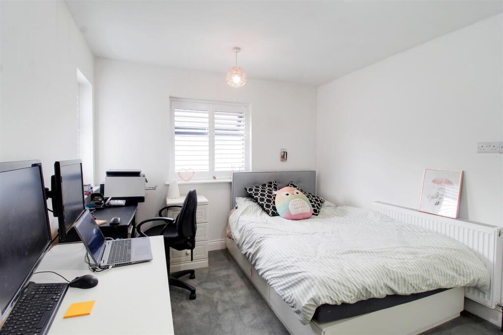 Additional image 21 of Moffats Lane, Brookmans Park