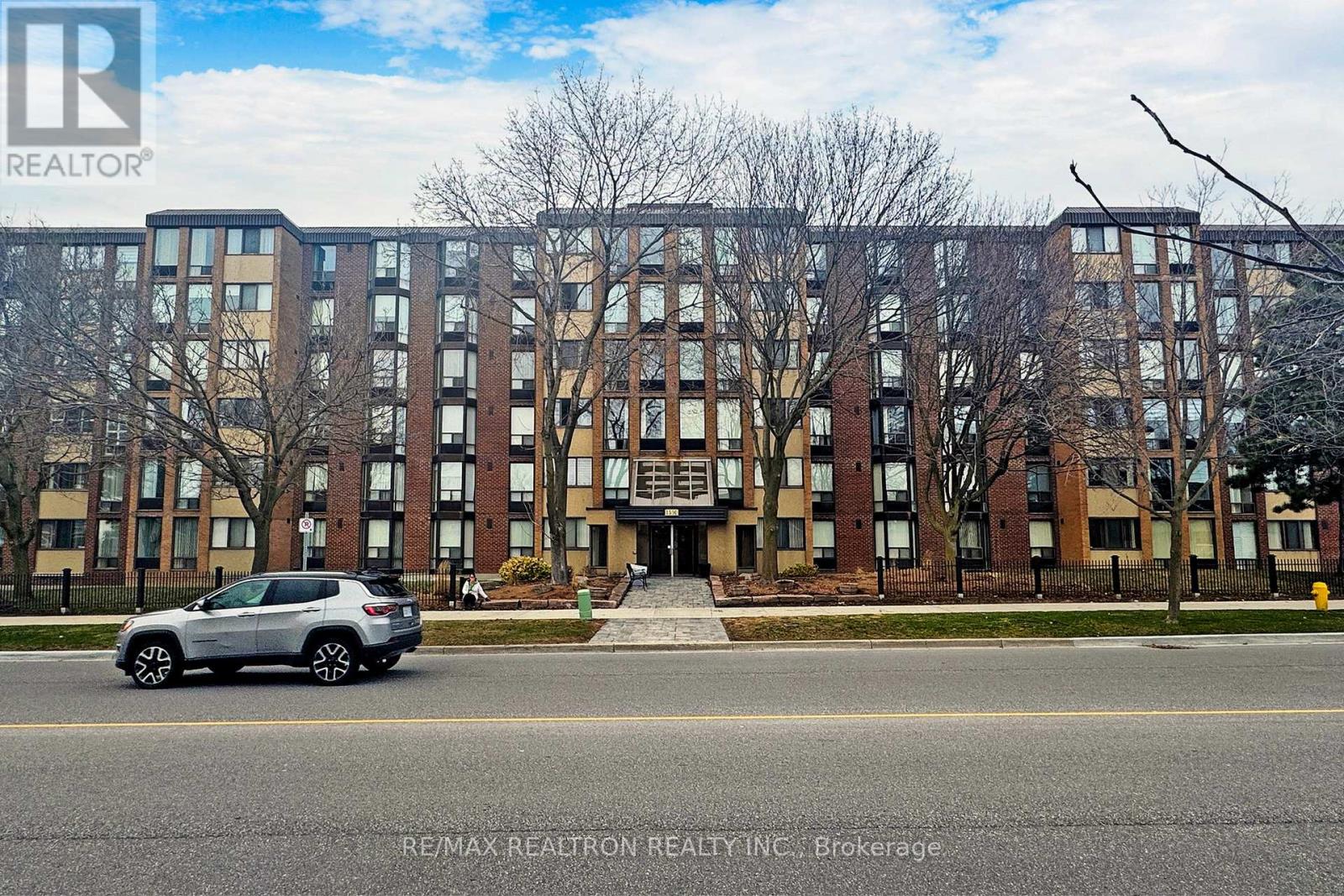 Property image for 101 - 1530 PICKERING PARKWAY|Pickering (Town Centre), Ontario L1V3V8