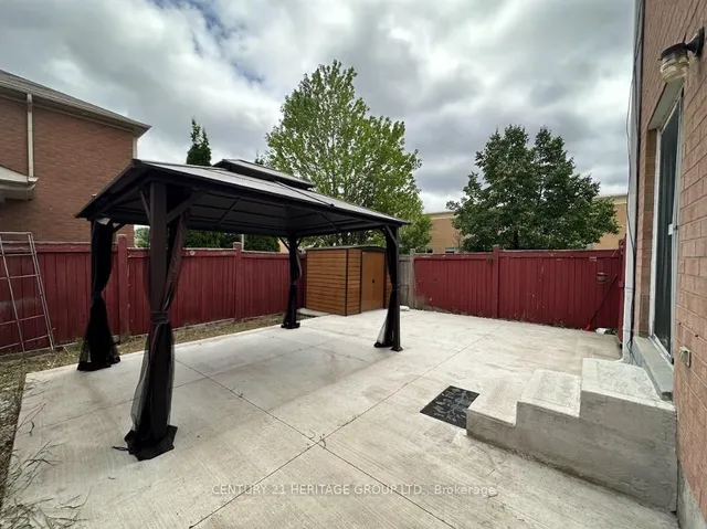 Additional image 30 of 77 Vauxhall Cres