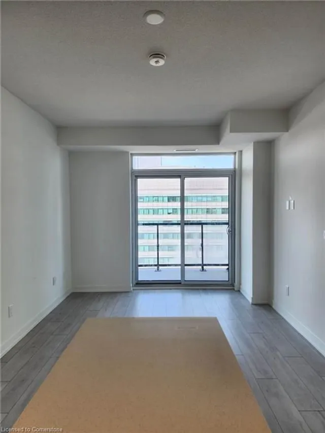 Additional image 11 of 55 Duke St Unit 1001
