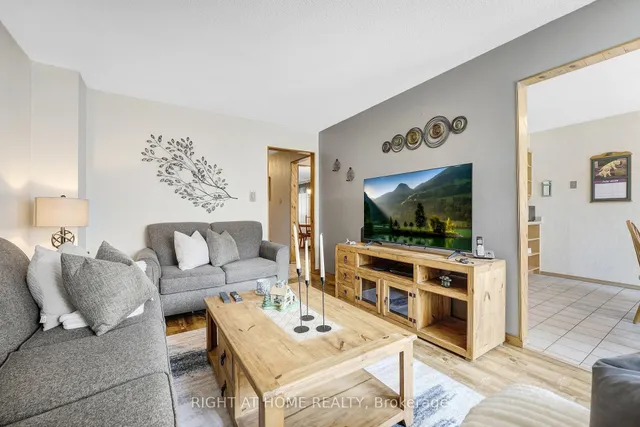 Additional image 8 of 22 Donna Dr