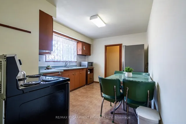 房产图片 18 - 218 BOWMAN 街