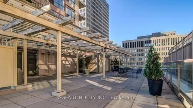 Additional image 30 of 909 Bay St Unit 607