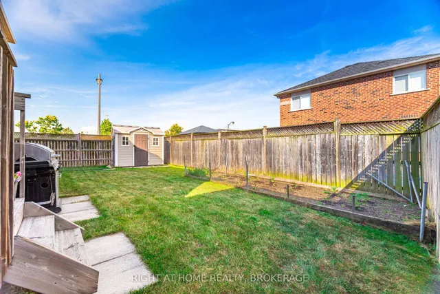 Additional image 45 of 2226 Viking Cres