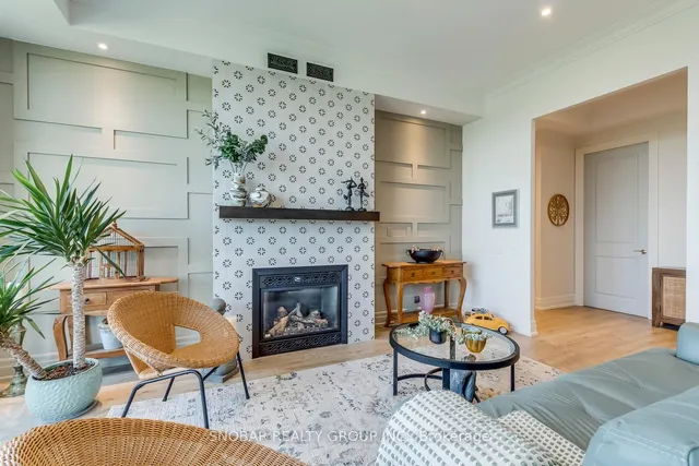 Additional image 18 of 9 Burnhamthorpe Cres Unit PH3