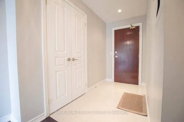 Additional image 7 of 1 Deer Park Cres Unit 803