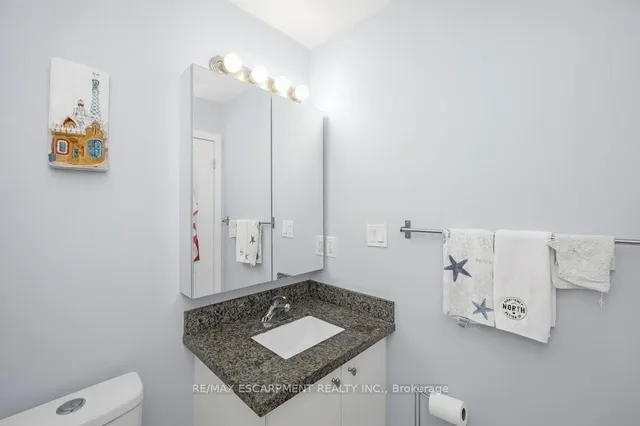 Additional image 21 of 90 Charlton Ave Unit 302