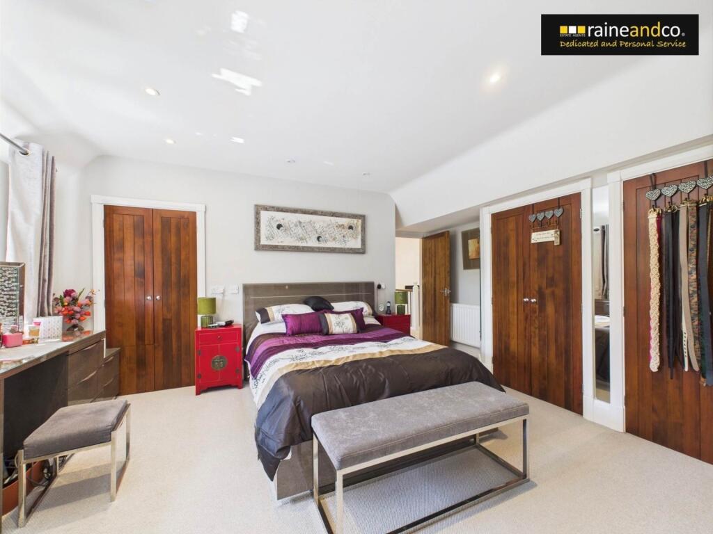 Additional image 23 of Home Farm Road, Brookmans Park