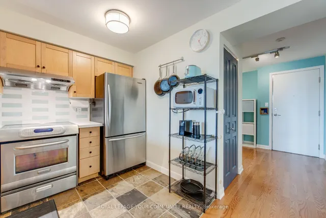 Additional image 9 of 323 Richmond St Unit 1007