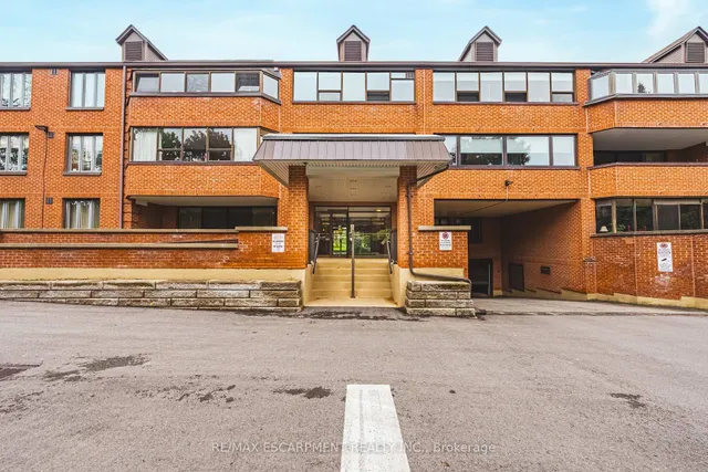 Additional image 2 of 150 WILSON St Unit 215