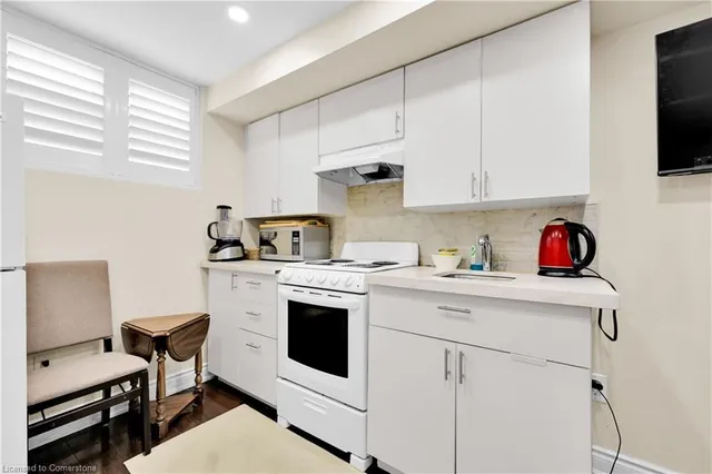 Additional image 26 of 1354 Upper Sherman Ave Unit 1