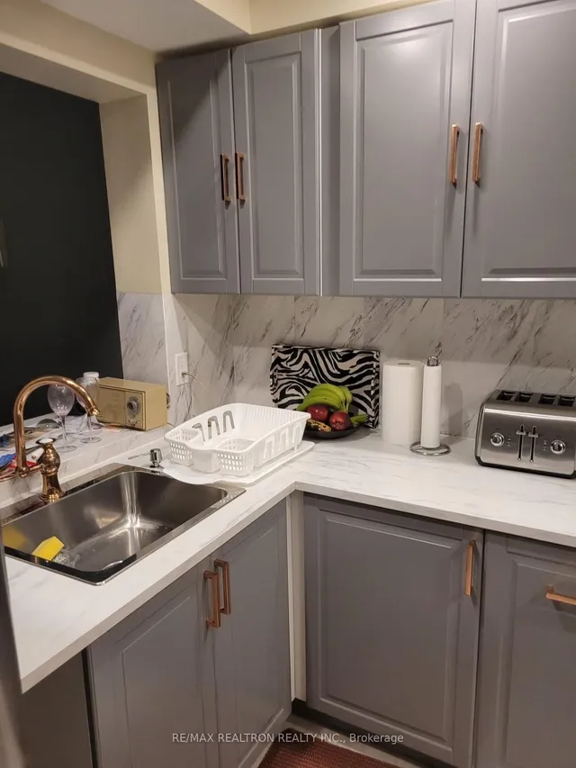 Additional image 5 of 7707 Darcel Ave Unit 26