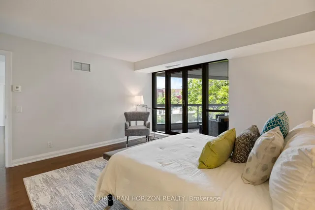 Additional image 22 of 3 McAlpine St Unit 312