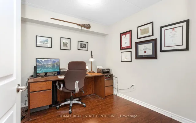 Additional image 31 of 1370 Main St Unit 205