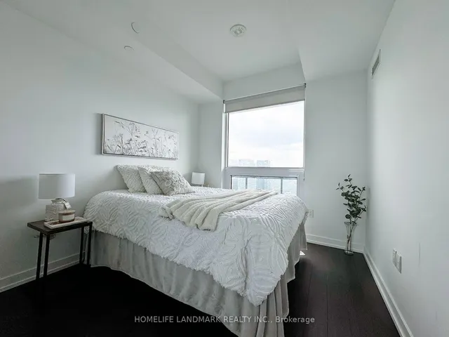 Additional image 11 of 39 Roehampton Ave Unit 2810