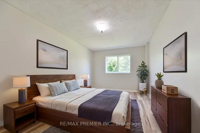 Additional image 30 of 44 Petunias Rd