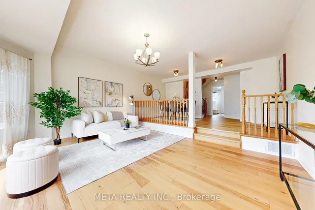 Additional image 22 of 26 Rumi Cres