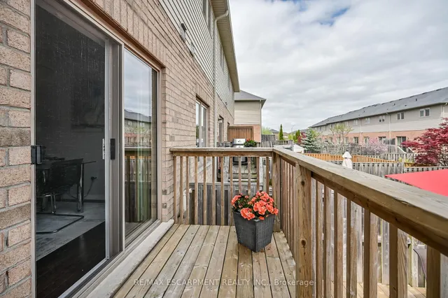 Additional image 37 of 121 Bankfield Cres