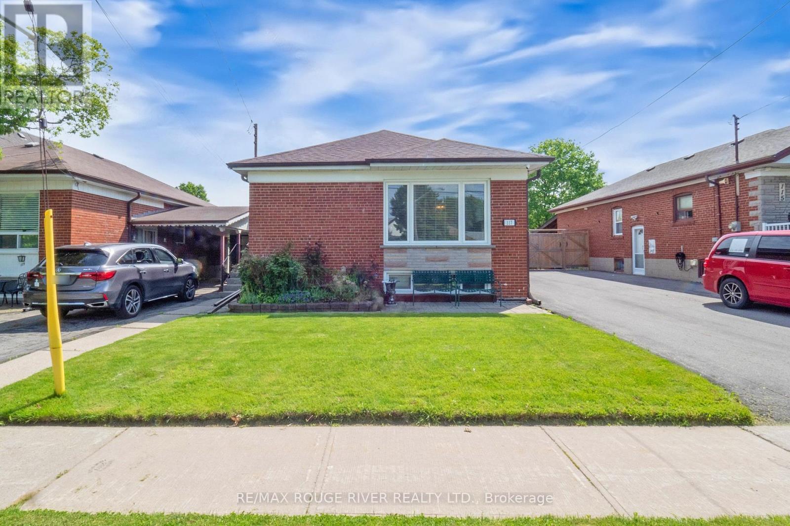 117 SHROPSHIRE DRIVE|Toronto (Dorset Park), Ontario M1P1Z3