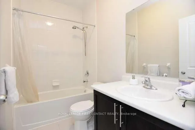 Additional image 24 of 24 Bachelor St