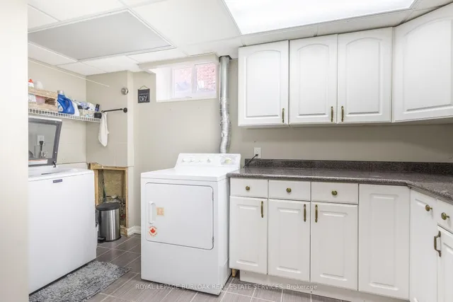 Additional image 40 of 2217 Lancaster Cres