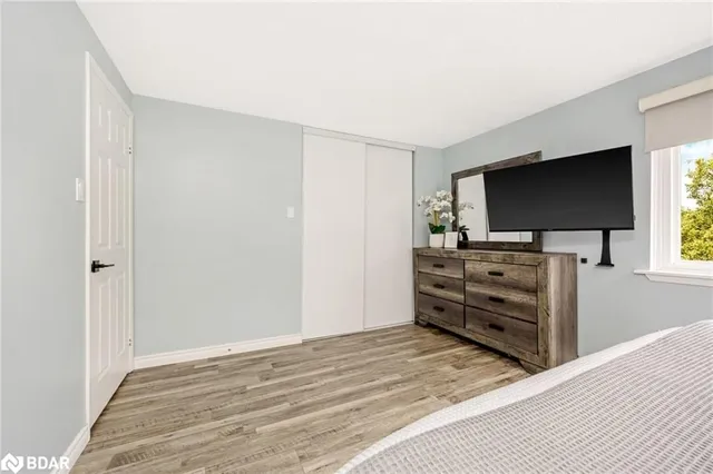 Additional image 22 of 318 Laurier Ave