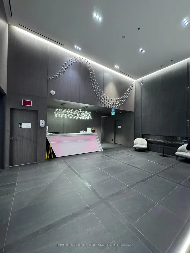 Additional image 6 of 181 Dundas St Unit 611