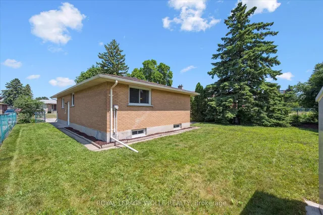 Additional image 39 of 29 Strathcona Cres