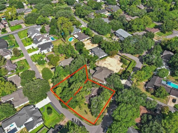 1625 Longacre Dr, Houston, TX 77055