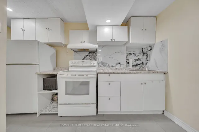 Additional image 40 of 82 Jewel Cres
