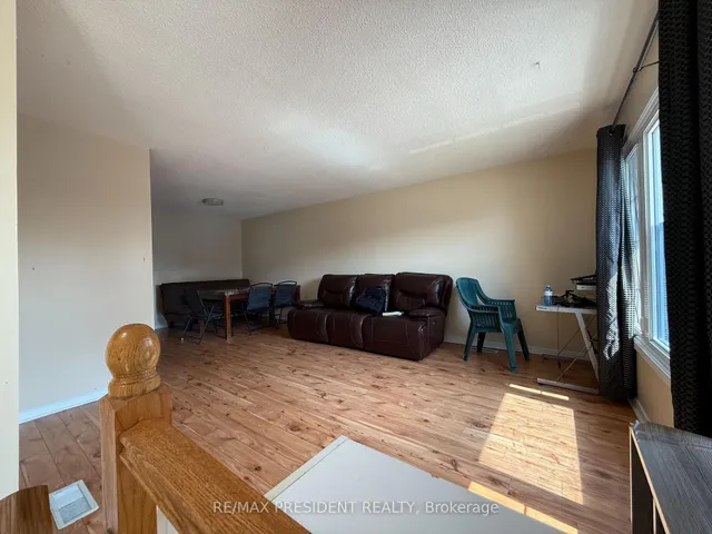 房产图片 5 - 84 Primerose Cres