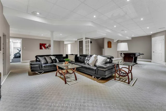 Additional image 29 of 11135 Menzies Crt