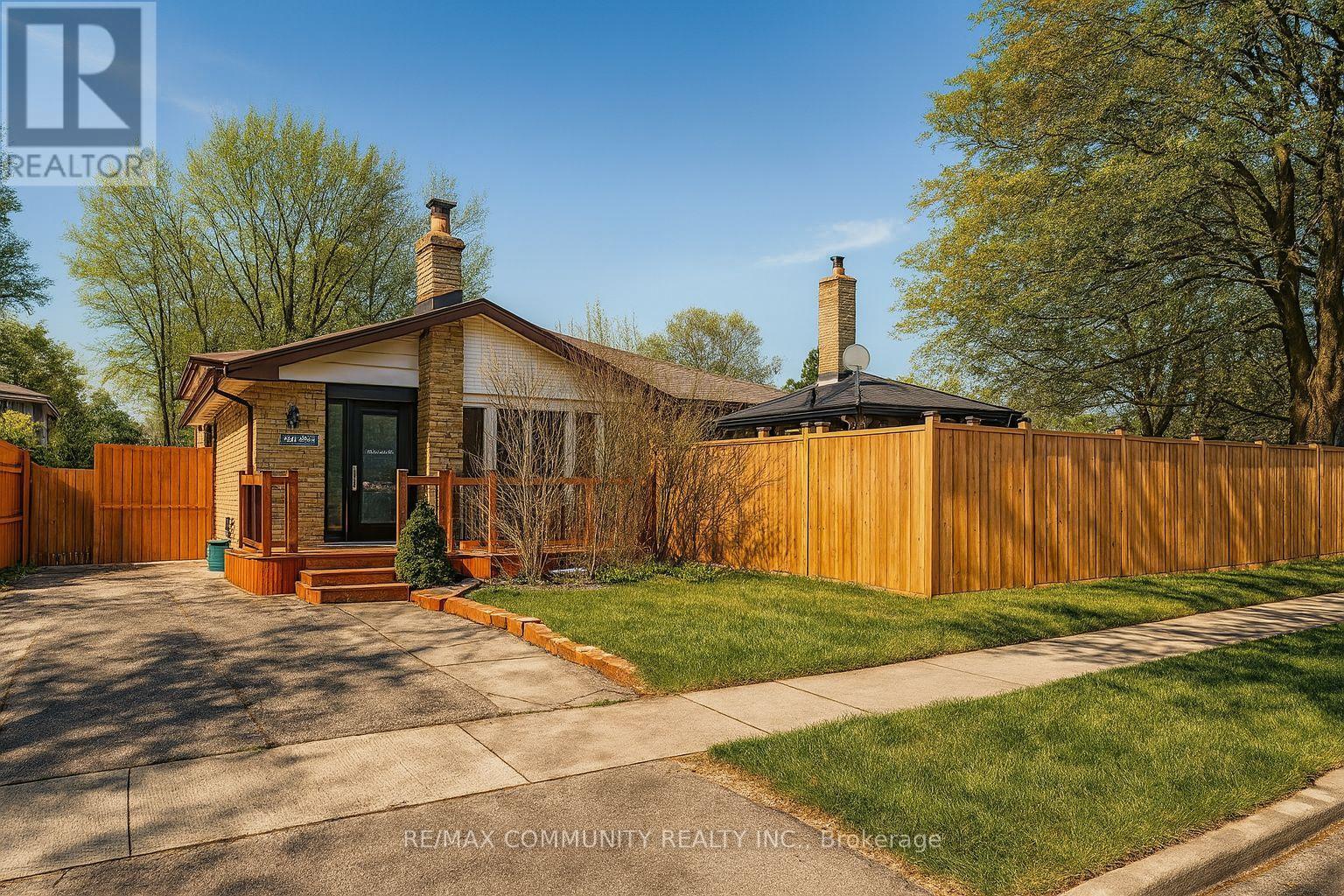 Property image for 506 LANARK DRIVE|Oshawa (McLaughlin), Ontario L1J6H7