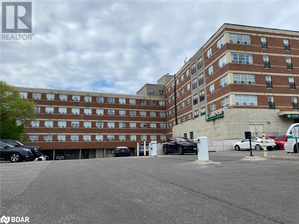 1415 LAWRENCE Avenue W Unit# 319|Toronto, Ontario M6L1A9