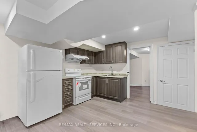 Additional image 44 of 8 Capistro St