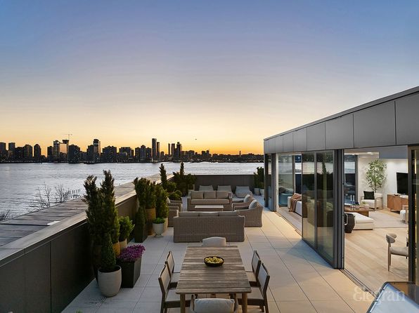 150 Barrow St, New York, NY 10014