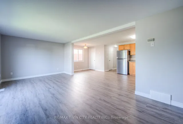 Additional image 7 of 27 Hackberry St