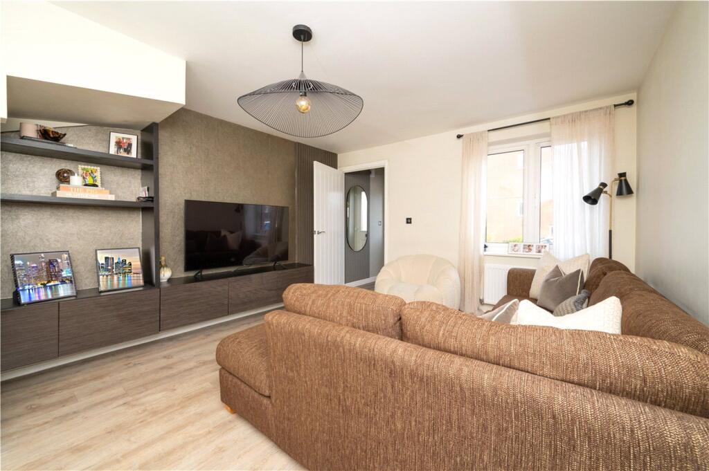 Additional image 3 of Shakespeare Close, St. Albans, Hertfordshire