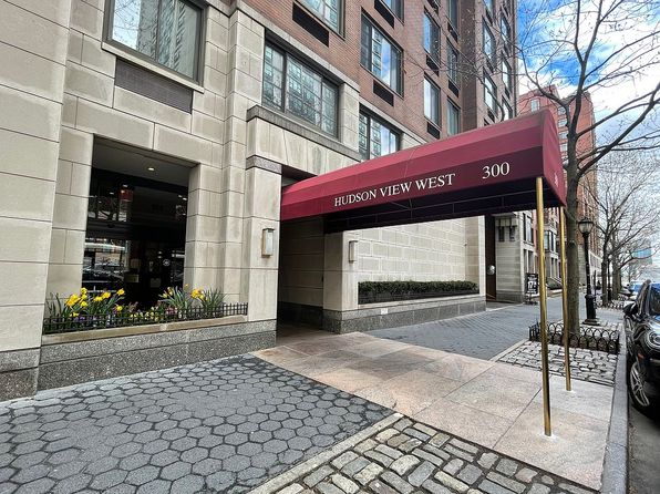 300 Albany St, New York, NY 
