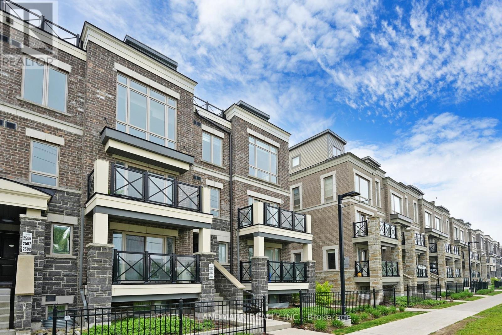 2503 - 30 WESTMEATH LANE|Markham (Cornell), Ontario L6B1N5