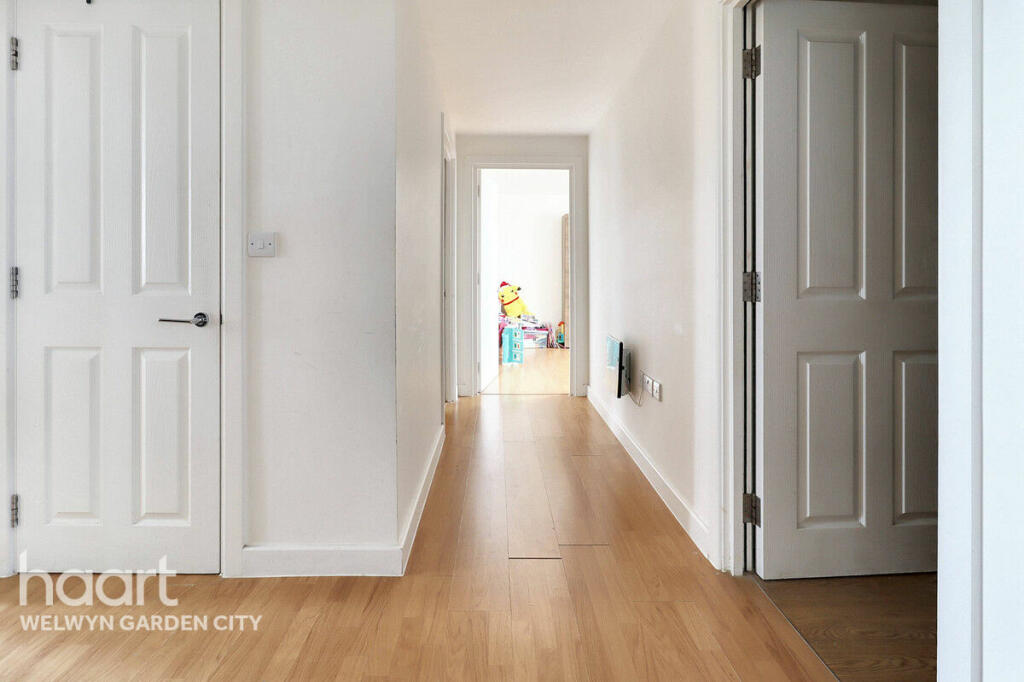 Additional image 5 of Town Centre, Hatfield