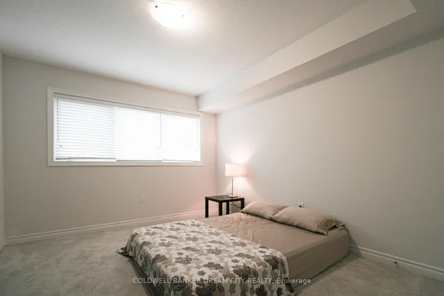 Additional image 42 of 450 Brisdale Dr