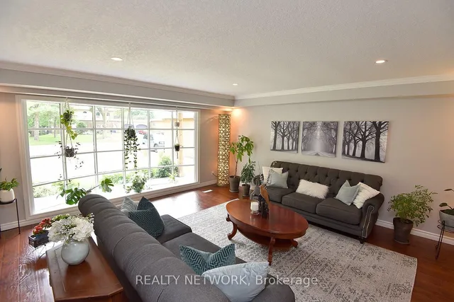 房产图片 31 - 21 Woodside Dr