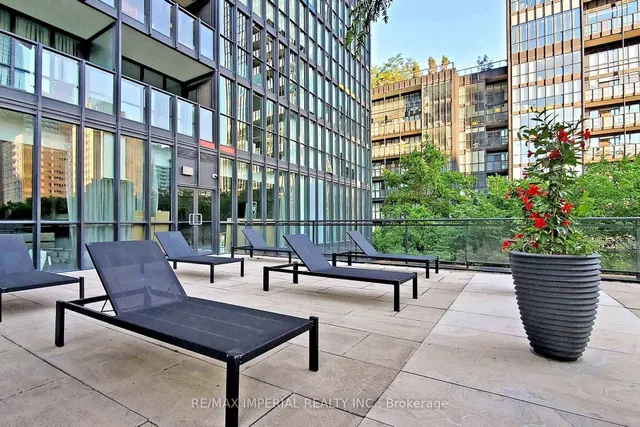 Additional image 49 of 110 Charles St Unit 2308