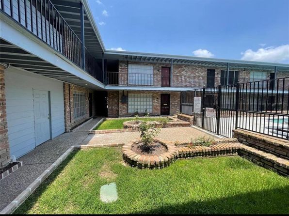 5617 Bissonnet St #104, Houston, TX 77081