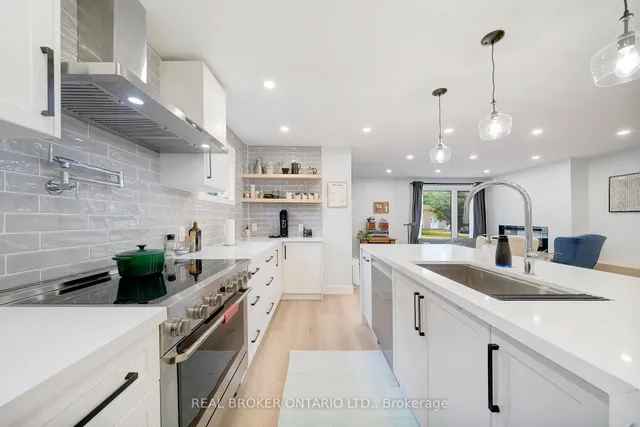 Additional image 8 of 579 Chamberlain Rd