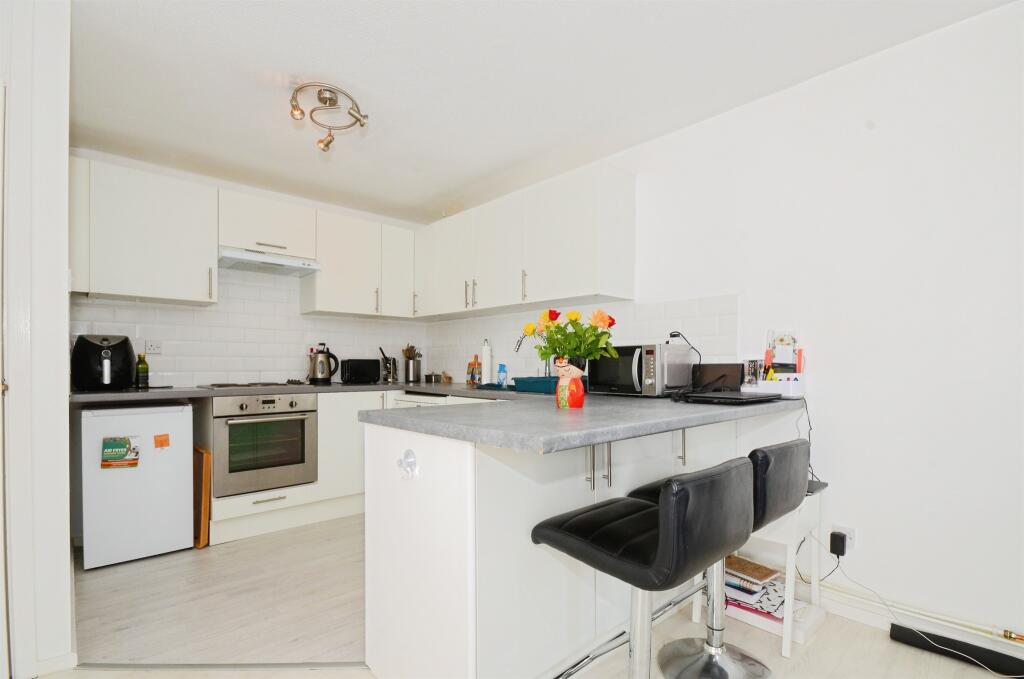 Additional image 7 of St James Court, Harpenden