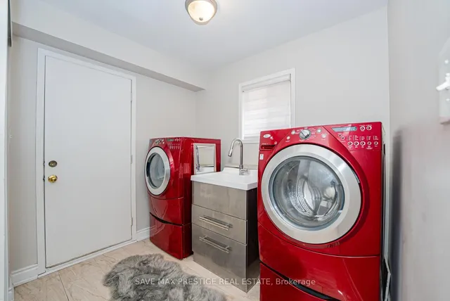 Additional image 20 of 220 Cresthaven Rd