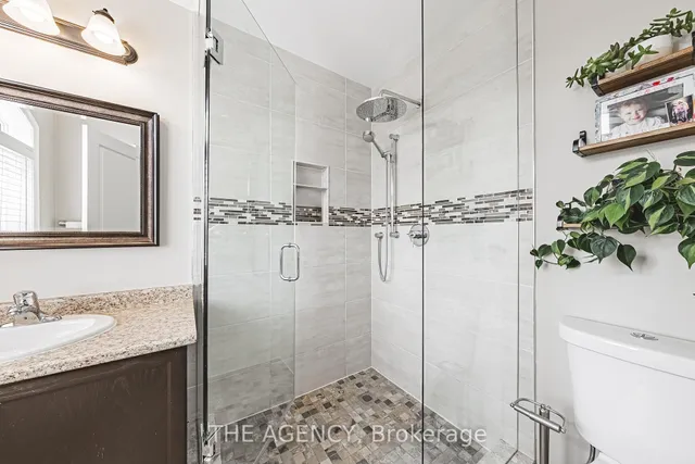 房产图片 25 - 170 Palacebeach Tr 单元 14